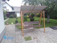 Záhradná kovová húpačka, železná ocelová hojdačka so strieškou