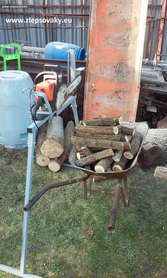 Stojan na pílenie - rezanie dreva s ktorým spracujete rýchlejšie drevo
